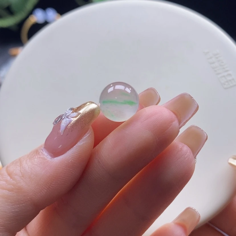 【闪购商品】翡翠颈饰未镶嵌翡翠高冰茶飘绿珠卡11.7mm