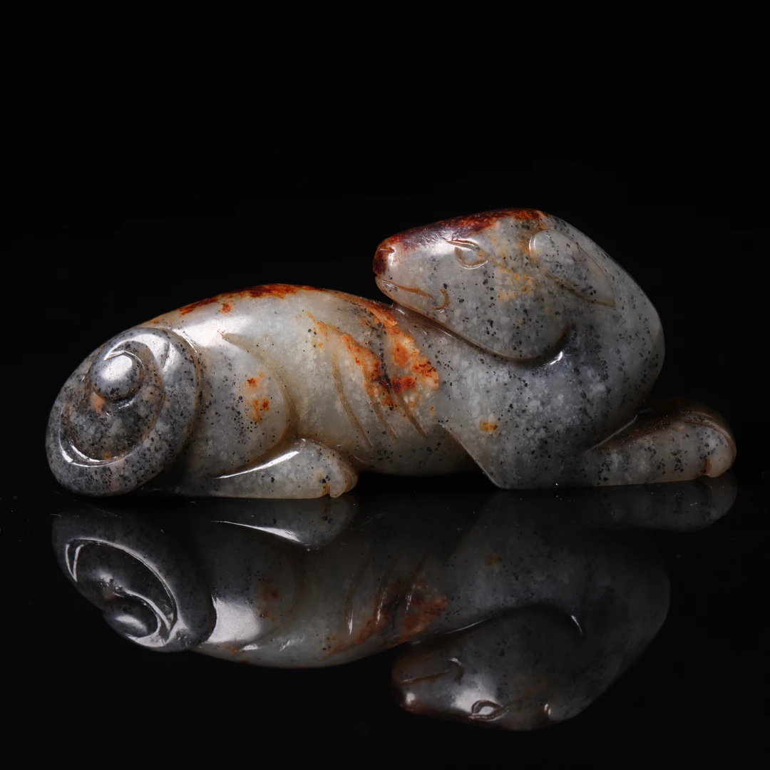 明代和田玉卧犬花件-NX