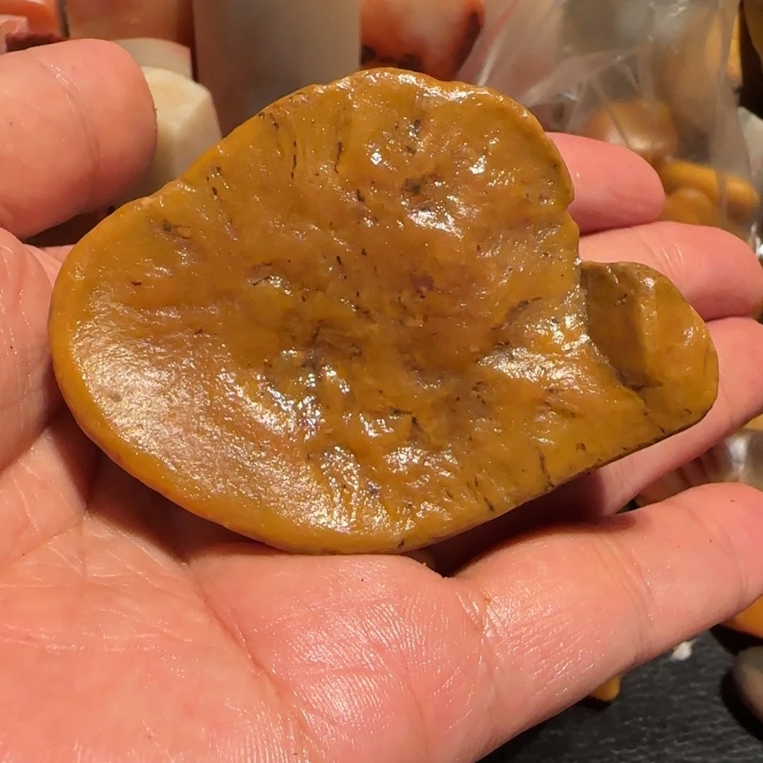 老挝石田黄原石，