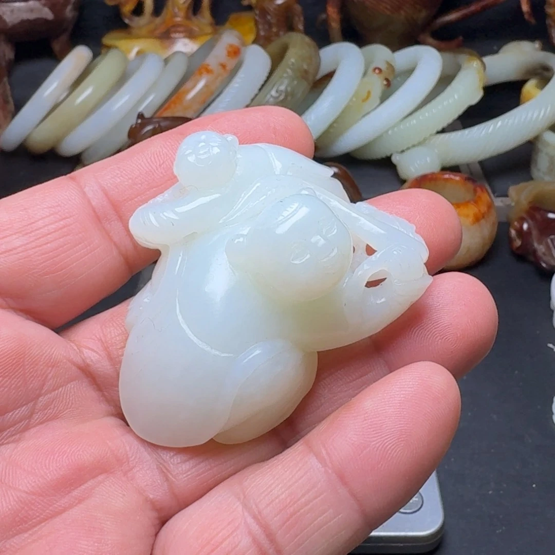 和田玉挂件未镶嵌