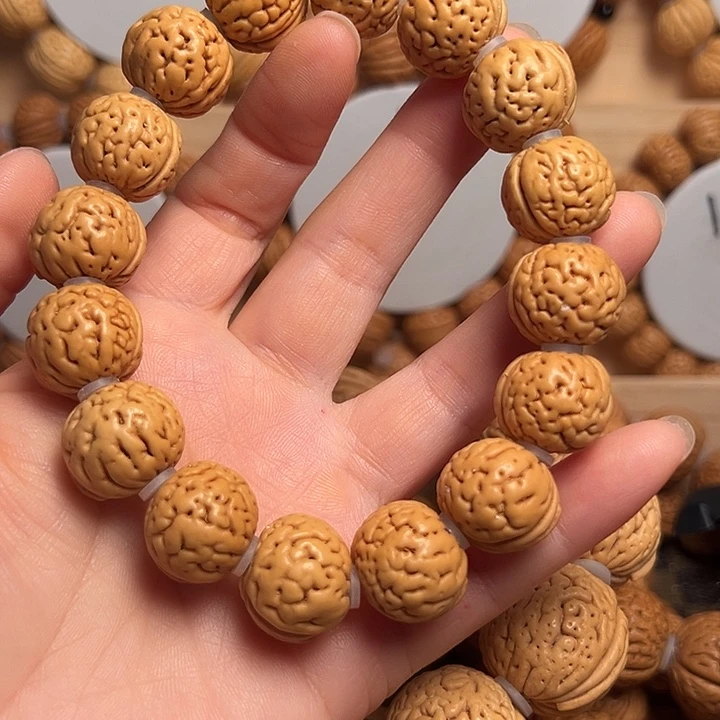 好***户桃核吊坠小金豆肌肉纹