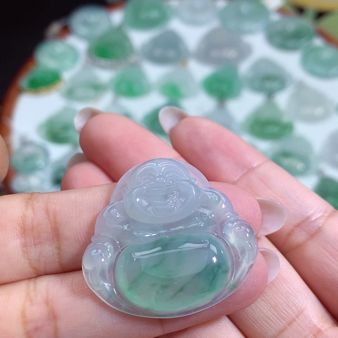 颈饰未镶嵌翡翠佛公