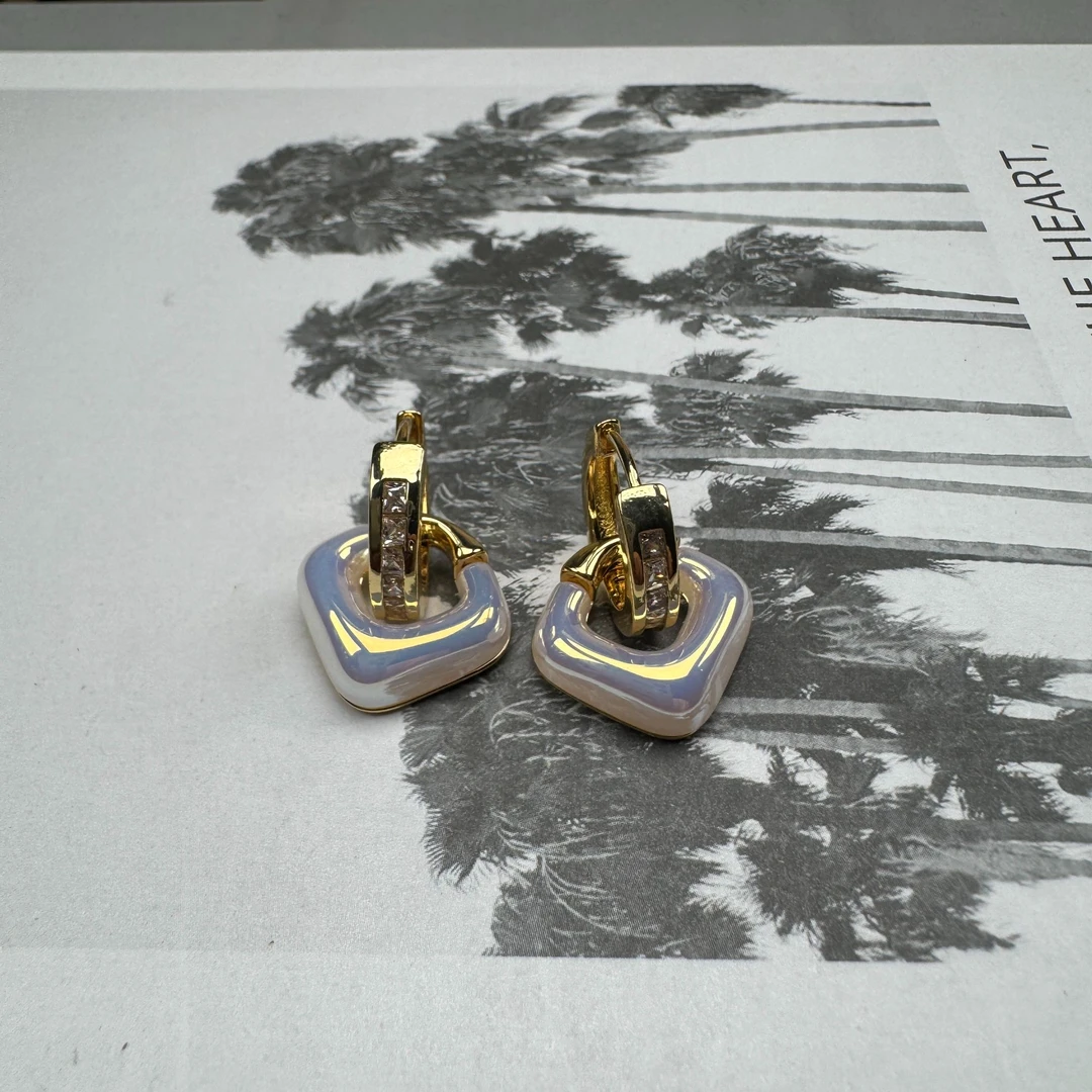 铜合金亚克力耳饰 气质百搭复古法式小众简约中古耳环ed3132