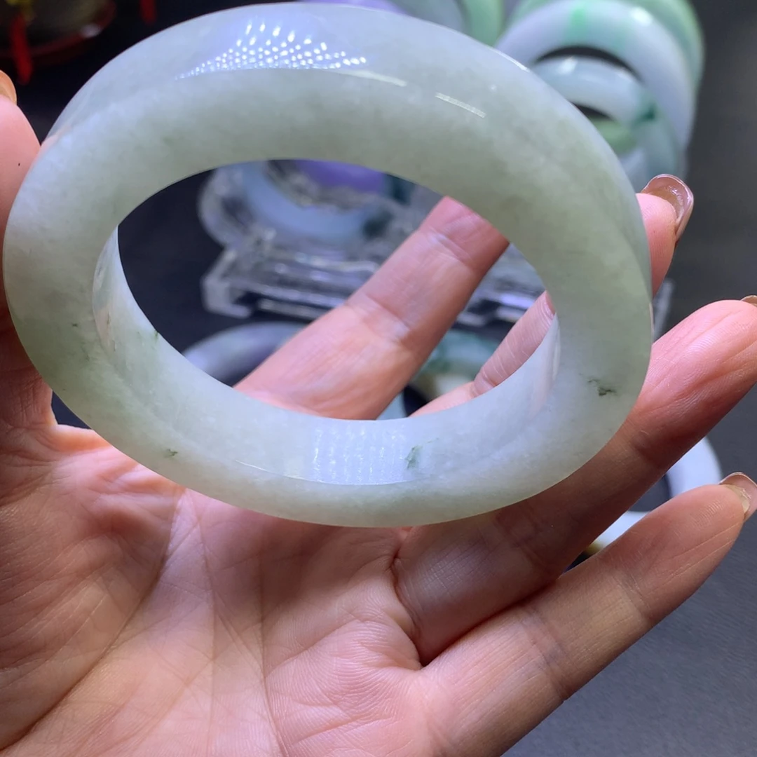 未镶嵌翡翠定制翡翠
