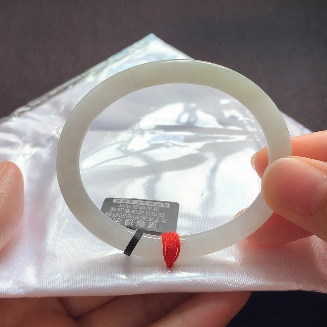 翡翠未镶嵌手镯53贵妃完美