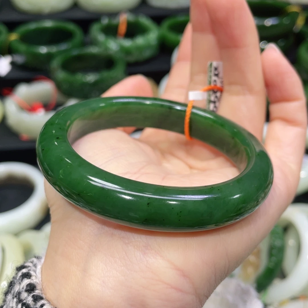 未镶嵌手镯和田玉57