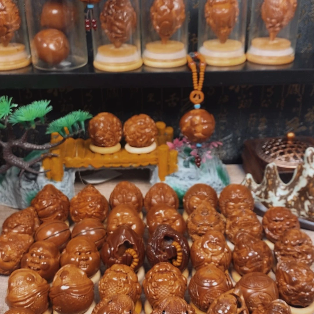 橄榄核吊坠、***卡皮巴拉2323232323