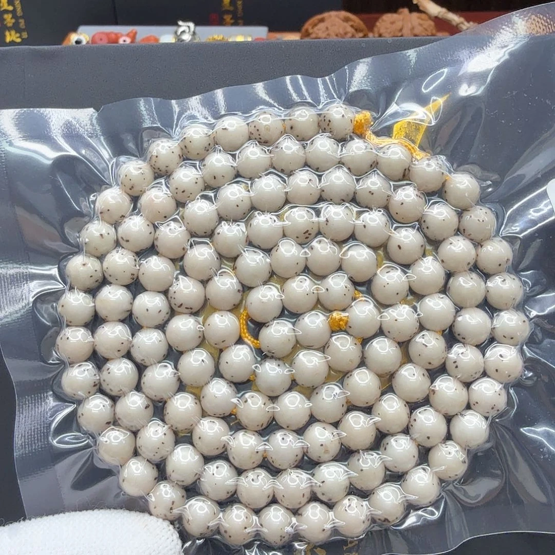 星月菩提手串肆*?29梵天头条冰白通体龙蛋7左右108一物一
