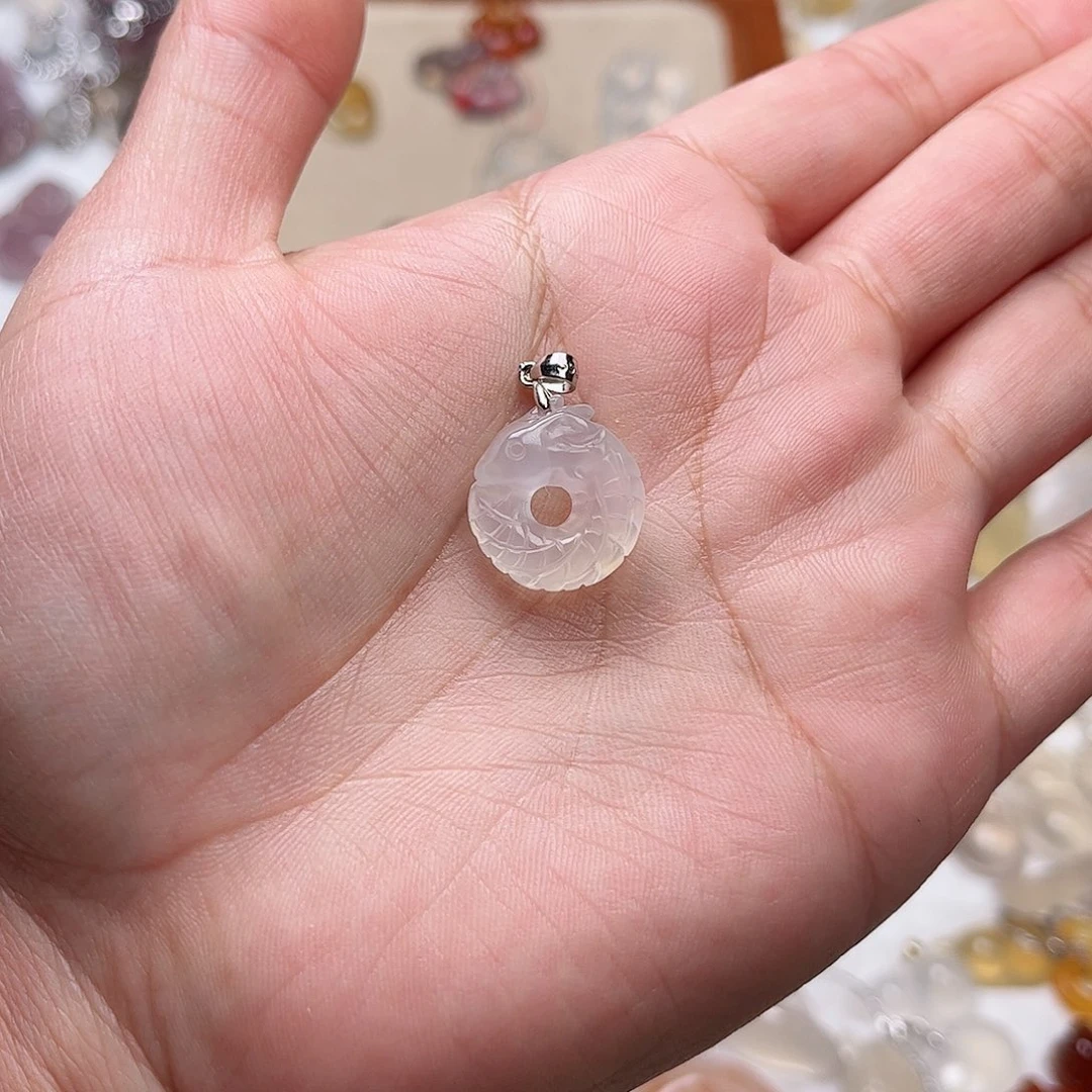 玛瑙/玉髓颈饰未镶嵌Y**.