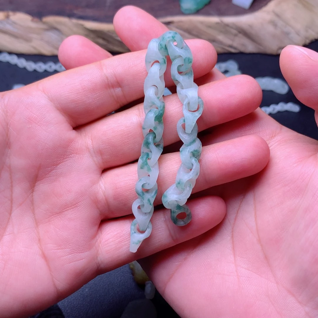 定制翡翠未镶嵌愚***鱼手链