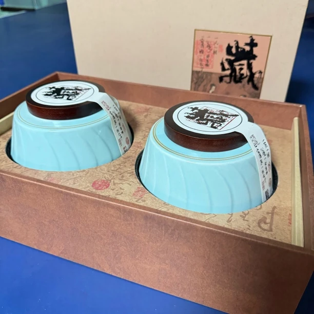 毛尖绿茶礼盒装陶瓷罐装醇厚鲜爽茶叶150克茶叶