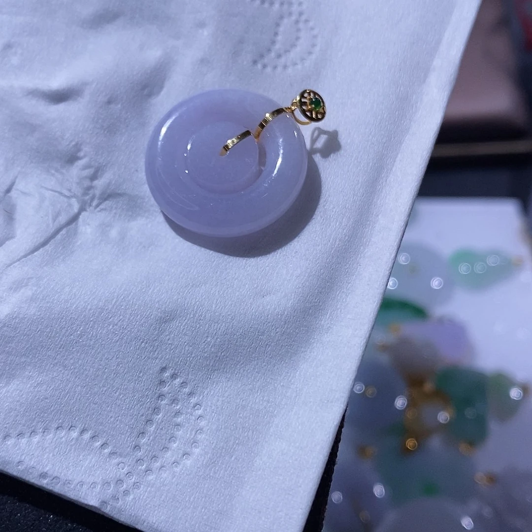 翡翠吊坠(不含链)18K金镶嵌