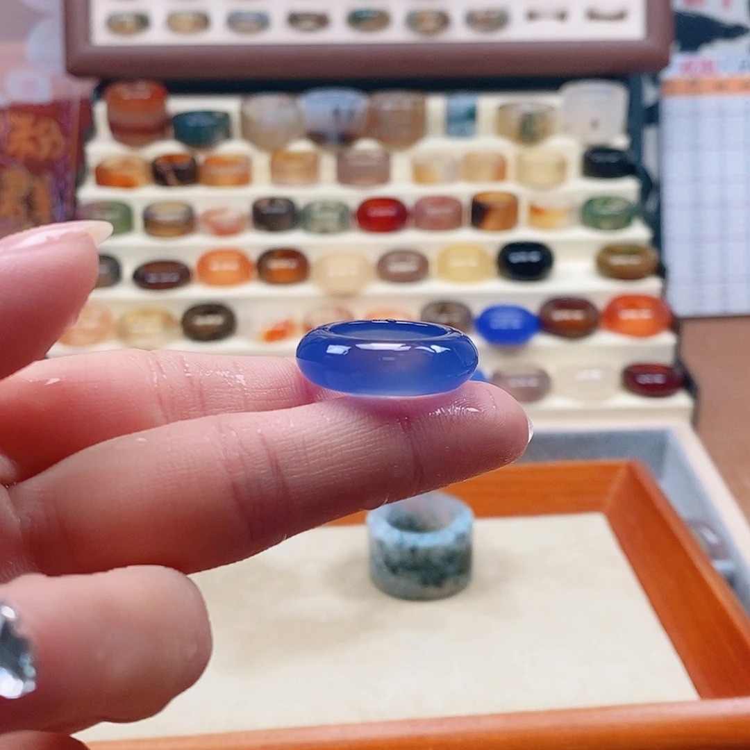 玛瑙/玉髓戒指未镶嵌深***九