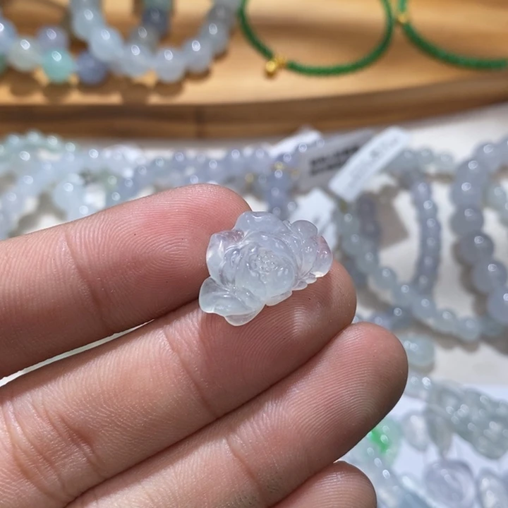 翡翠未镶嵌手链白冰莲花吊坠