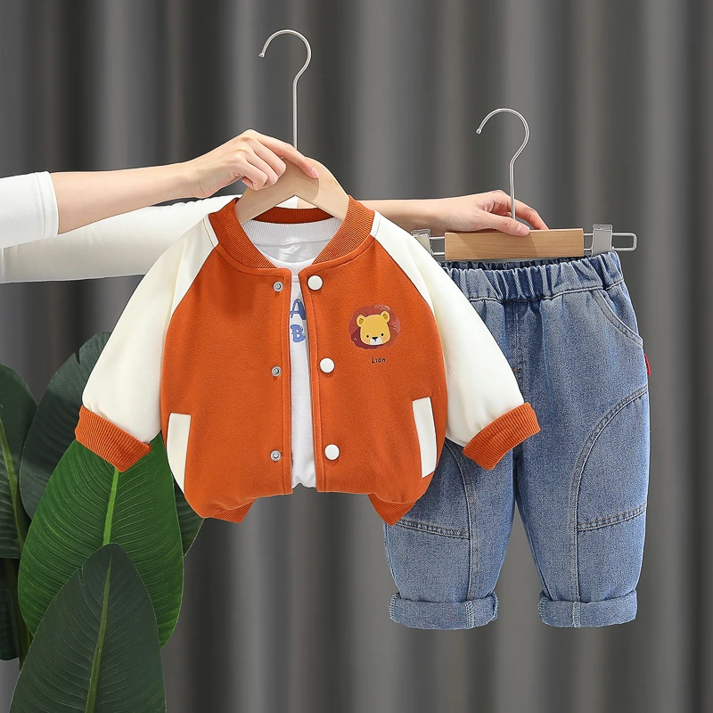 男童春装三件套洋气儿童衣服2025新款帅气婴儿韩版潮宝宝春秋套装