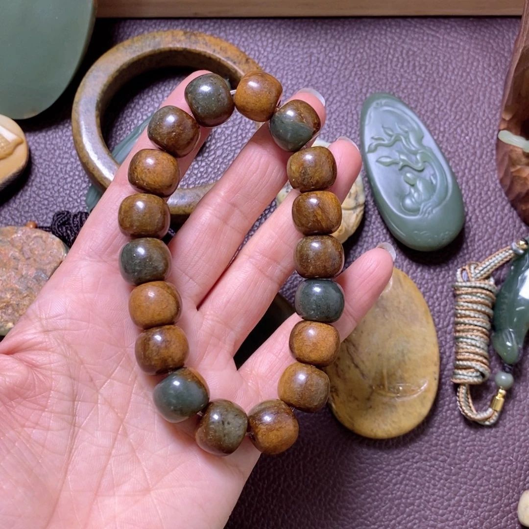 岫岩河磨玉（透闪石质玉）挂件未镶嵌