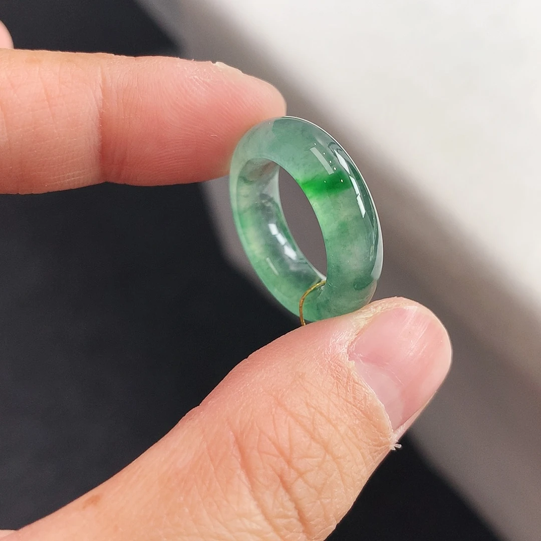 翡翠未镶嵌戒指9号