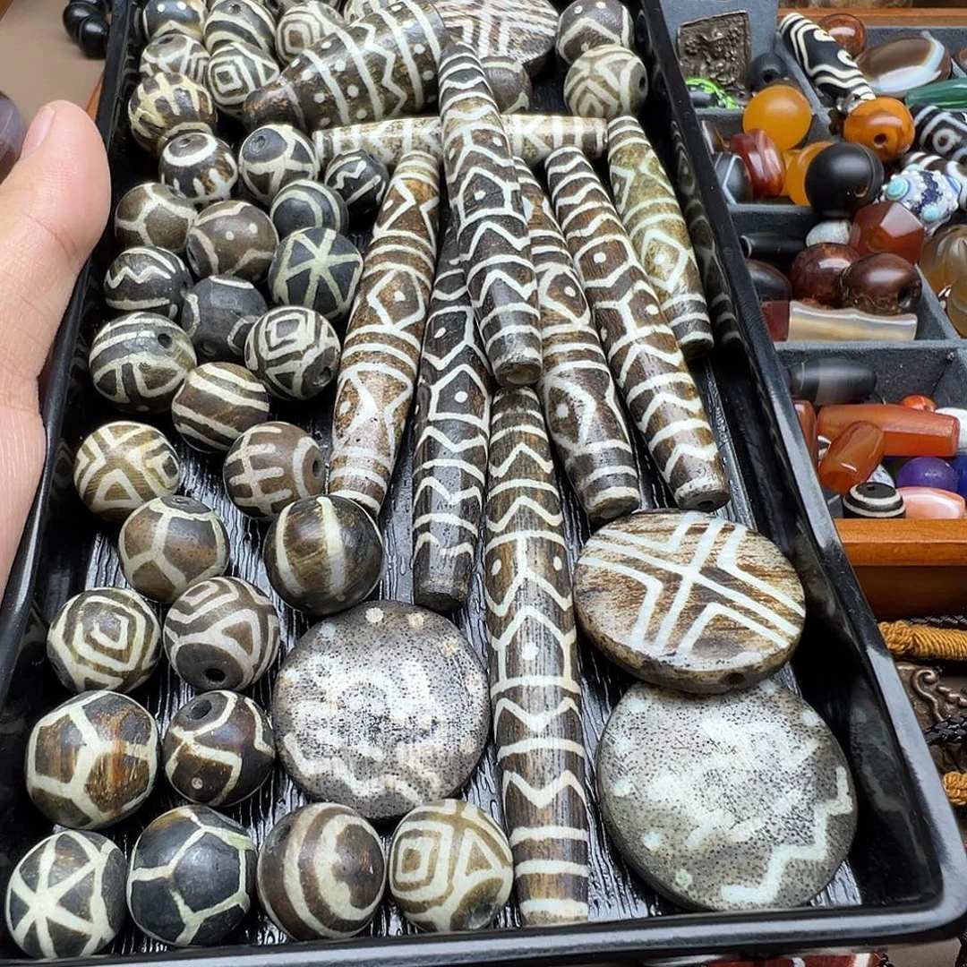 老***袁铁合金花岗石50颗