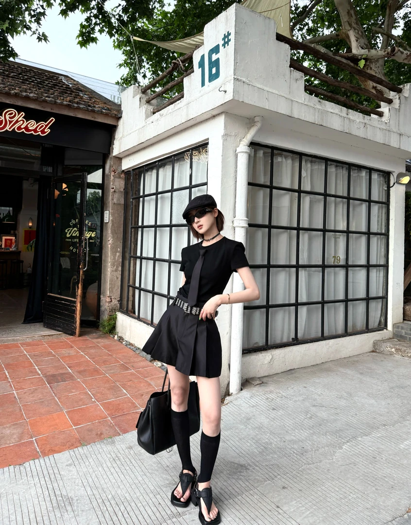 邓蕾婷【遮肉top】夏季洋气时尚百搭休闲百褶A字高腰显瘦气质短裤