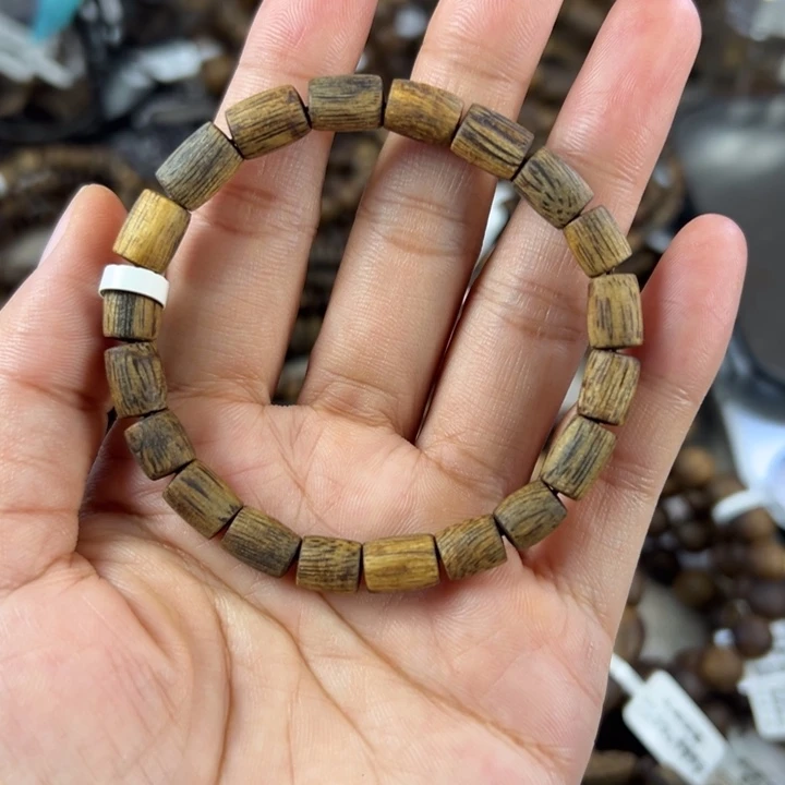 沉香碎屑沉香奇楠沉香 0.7 桶珠单圈