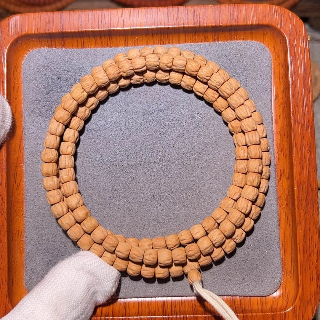 吊坠柏香籽/百香籽红油皮方筒6.5+