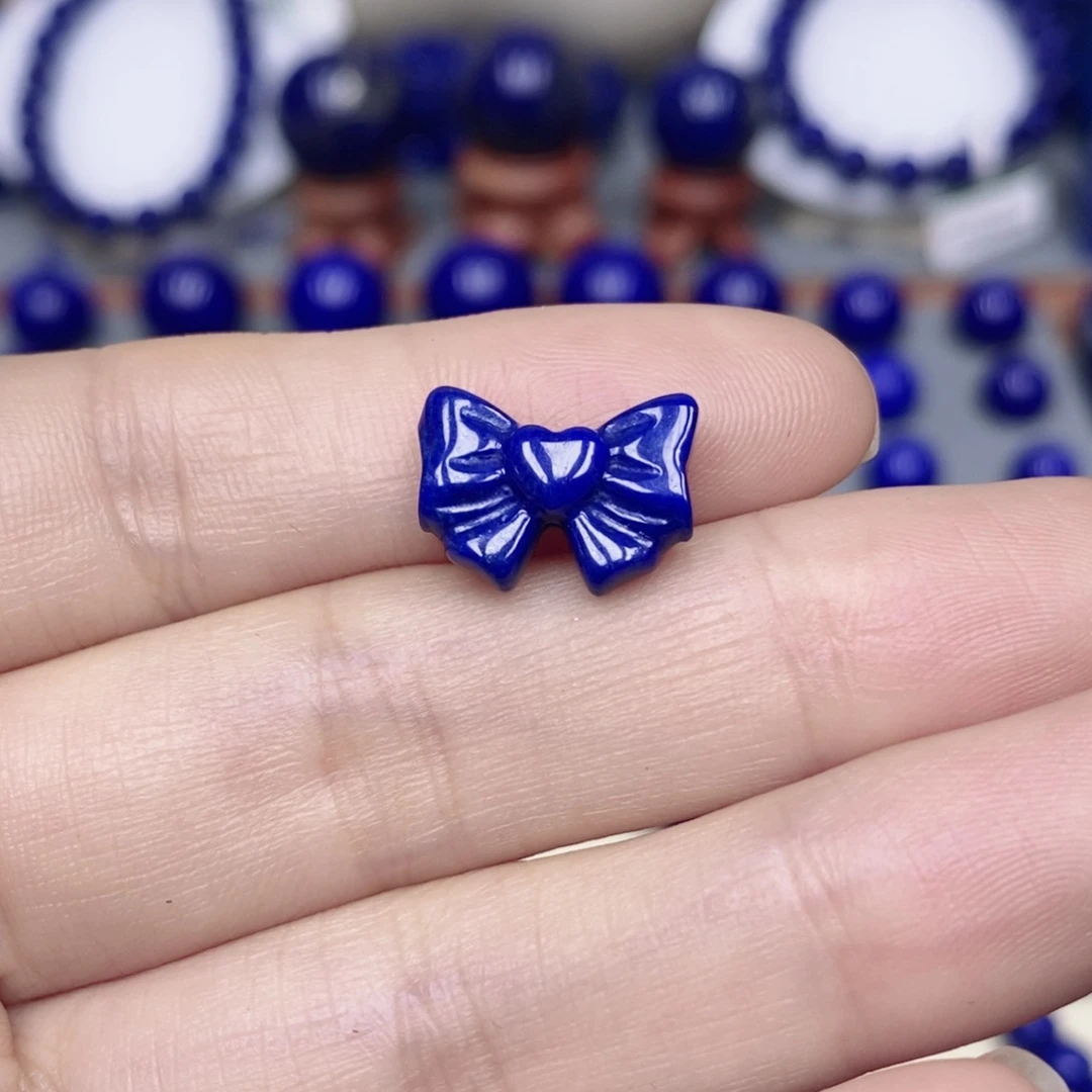 青金石未镶嵌颈饰