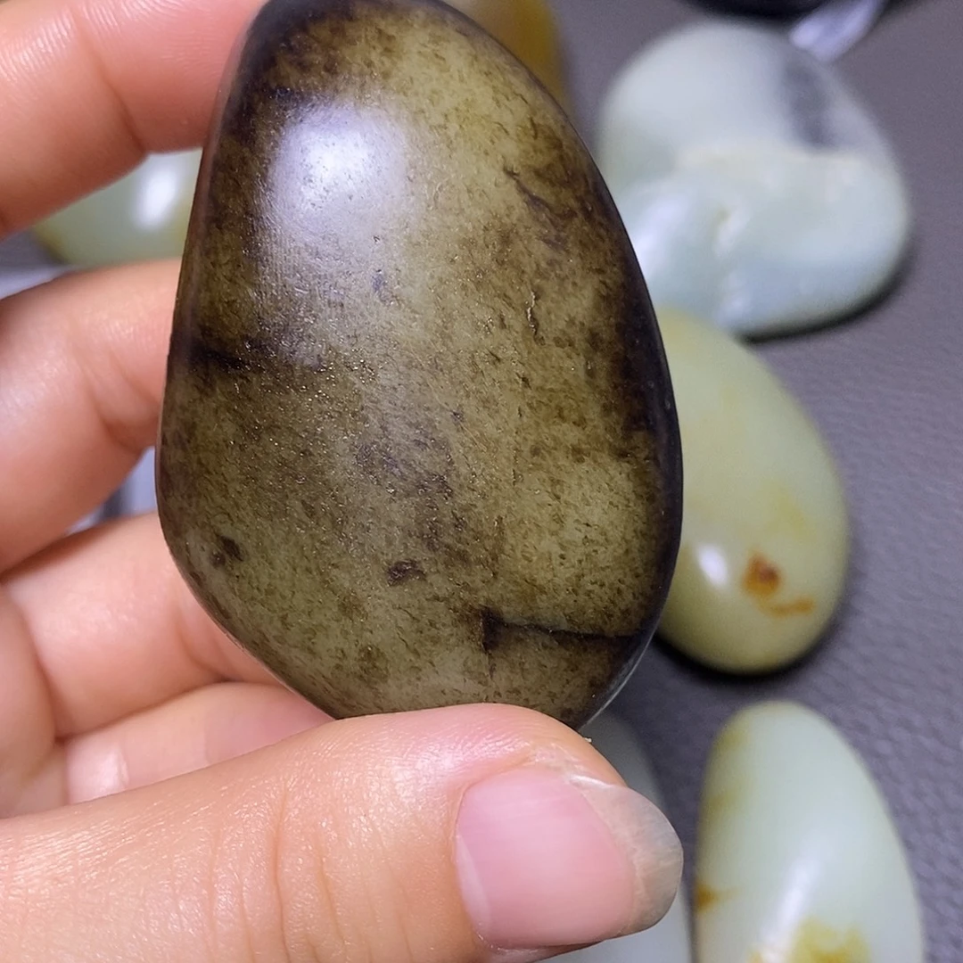 未镶嵌和田玉（糖玉）挂件