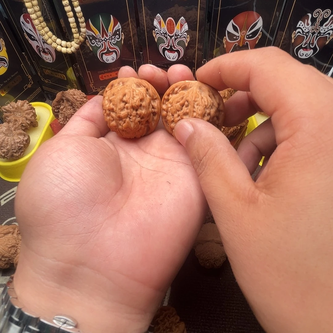 萧***1大叶紫檀（黑酸枝木类）莲花虎头1111111