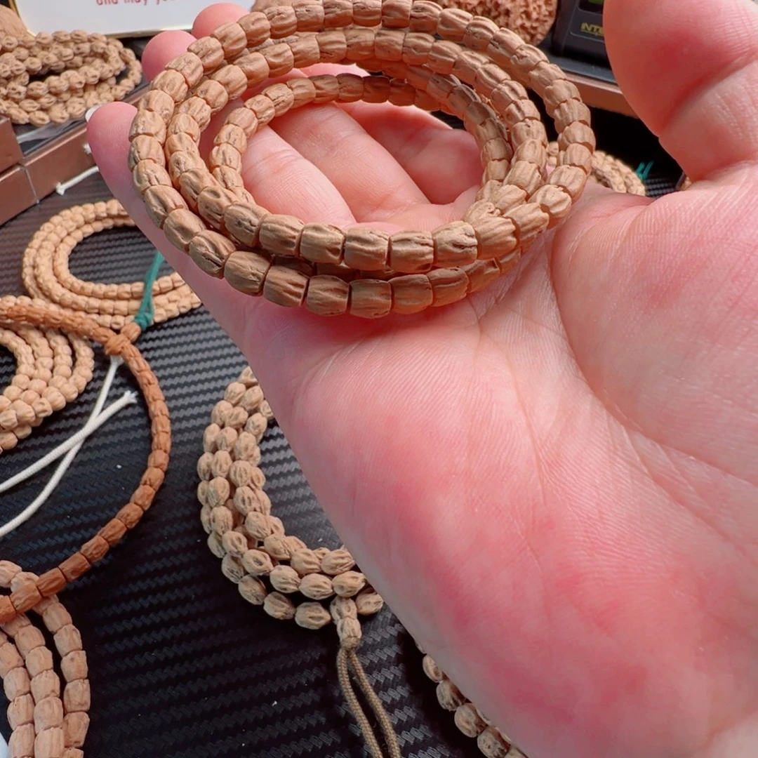 ⁹***⁷柏香籽/百香籽吊坠