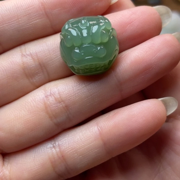 和田玉（碧玉）未镶嵌车挂