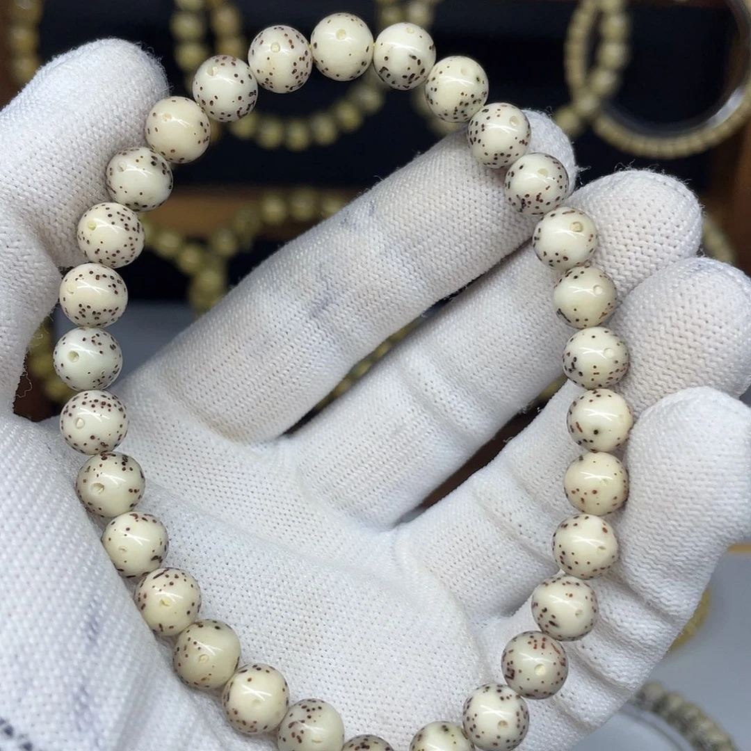 手串星月菩提8圆珠，灰包白大眼睛
