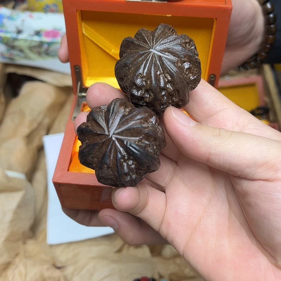 大叶紫檀（黑酸枝木类）