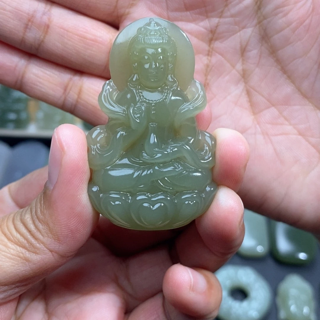 和田玉颈饰未镶嵌我****y