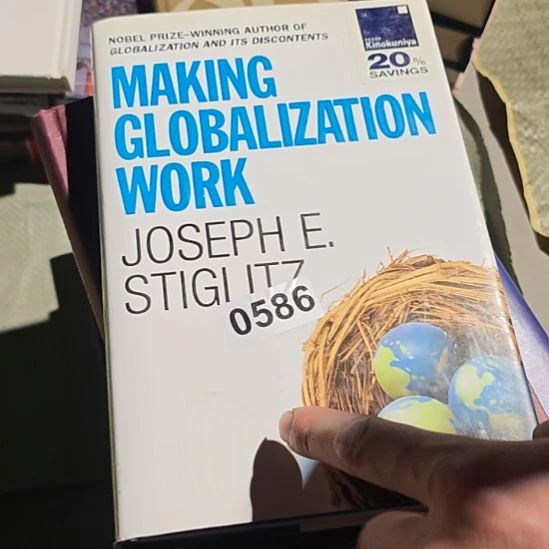 586号外文书看好品相