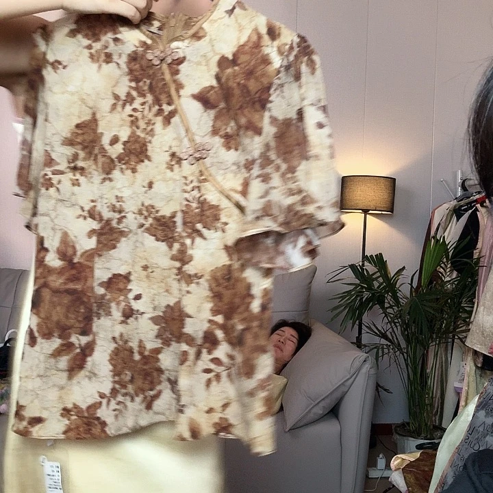 哈喽亲孤品去拍去拍去拍