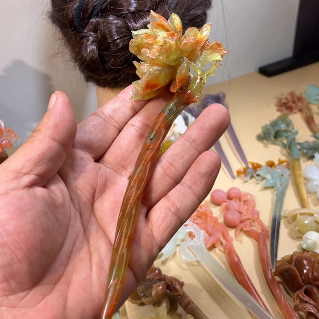 用***8蛇纹石玉合金发簪