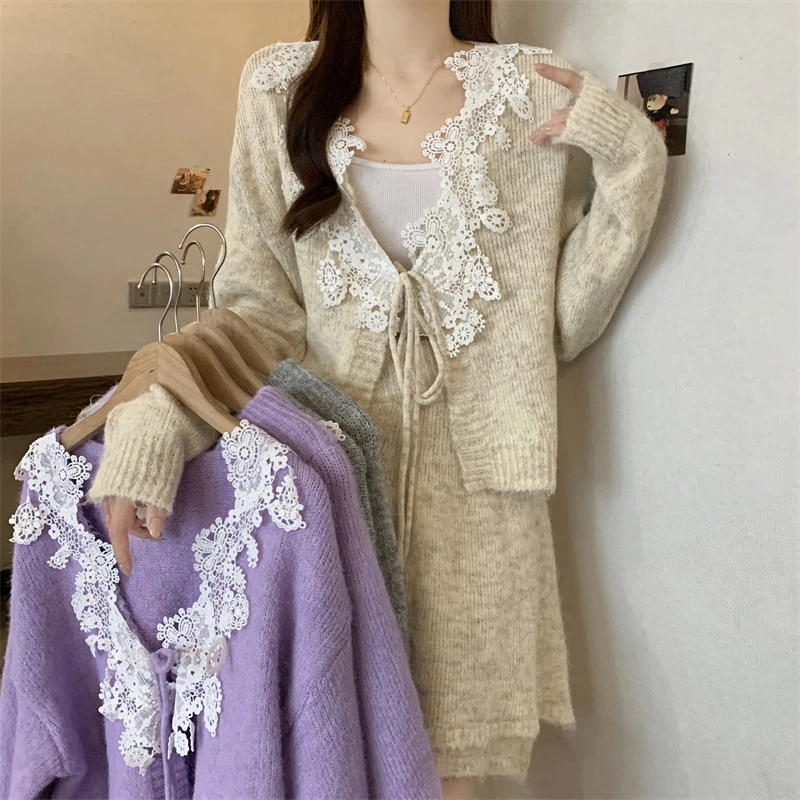 实拍秋冬新款胖MM大码气质显瘦蕾丝花边拼接毛衣两件套装裙子女
