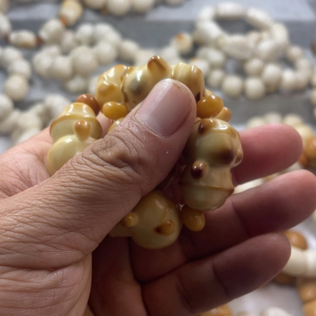 吊坠菩提根/象牙果全品象牙果蜘蛛侠手串