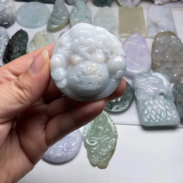 翡翠未镶嵌颈饰财爷25