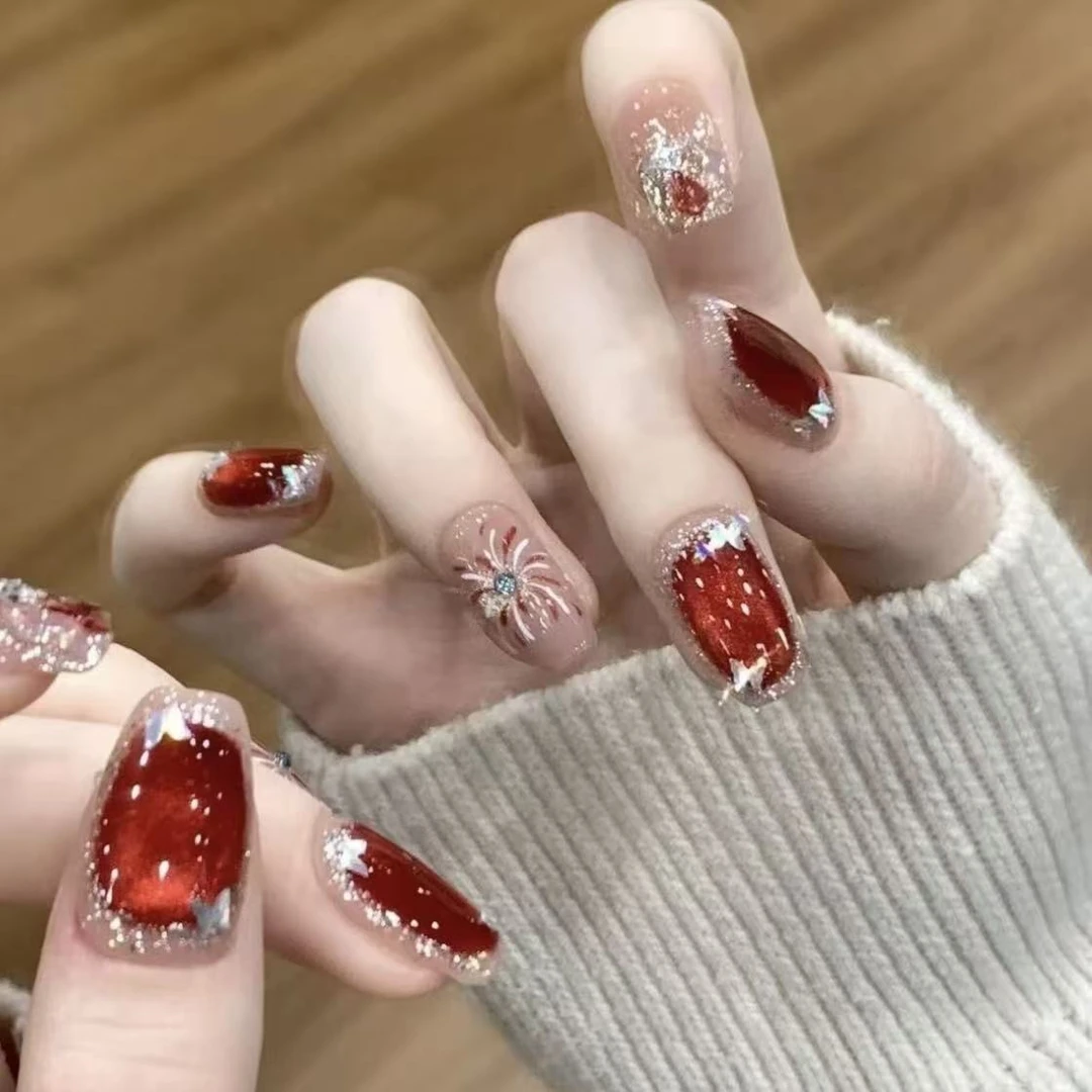 【鎏光金焰】红色猫眼穿戴甲美短款爆指甲贴片梯形豆豆秋冬款