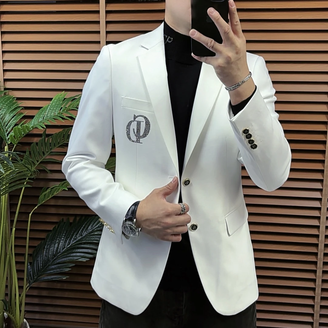 秋冬新款西服帅气男装西服上装白色字母修身型