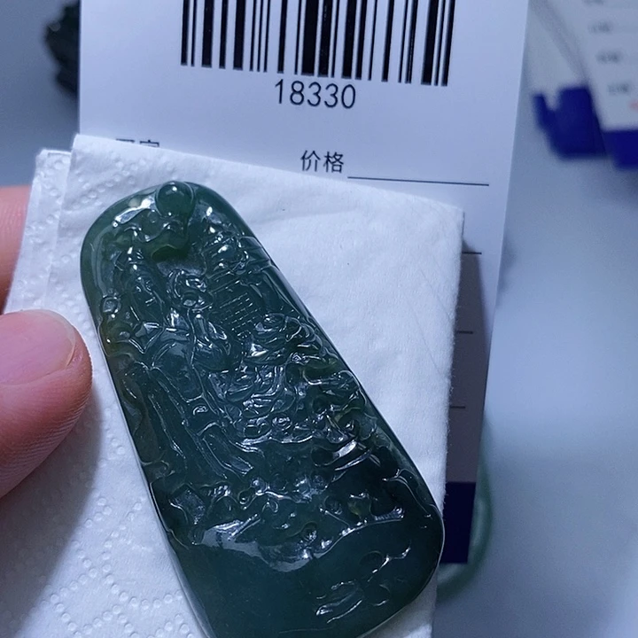 颈饰未镶嵌翡翠天光墟翡翠市场现金代购