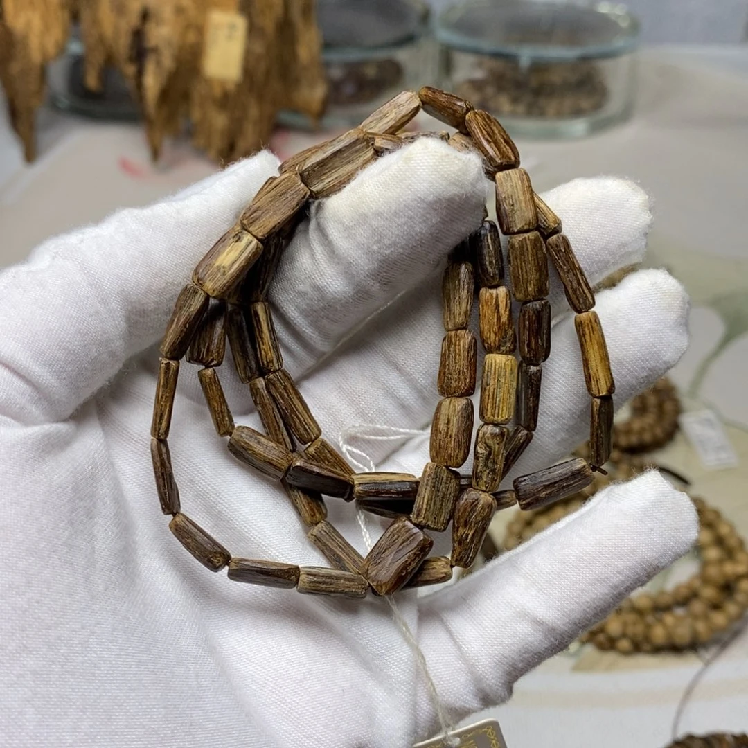 沉香碎屑沉香金三角黑棋 沉水 10.3克