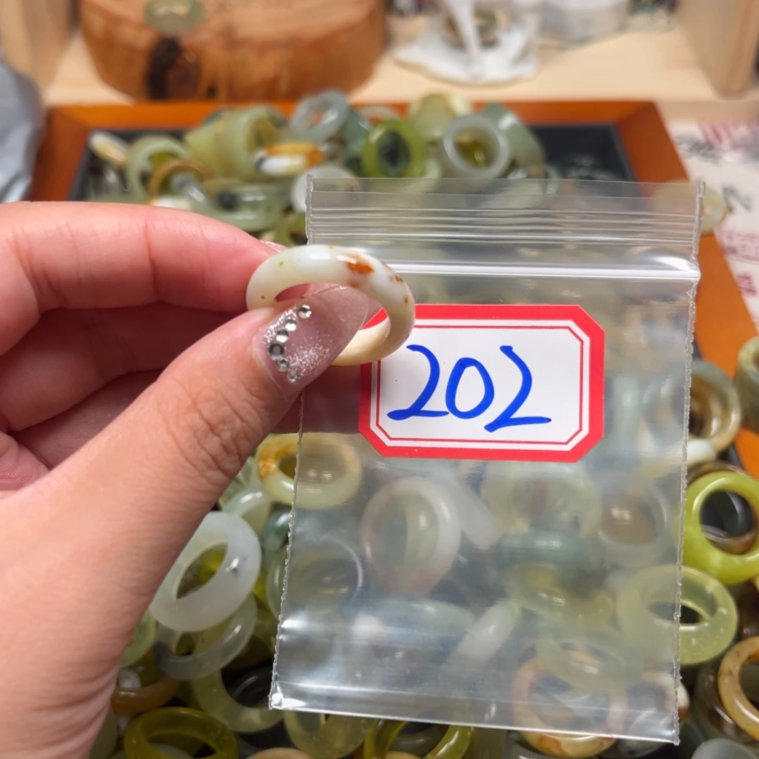 書***画蛇纹石玉未镶嵌珠宝奇石