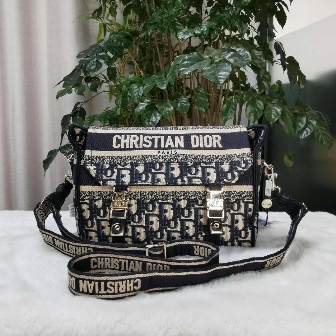 95新 DIOR/迪奥 安安/箱包/ TYP882512190017