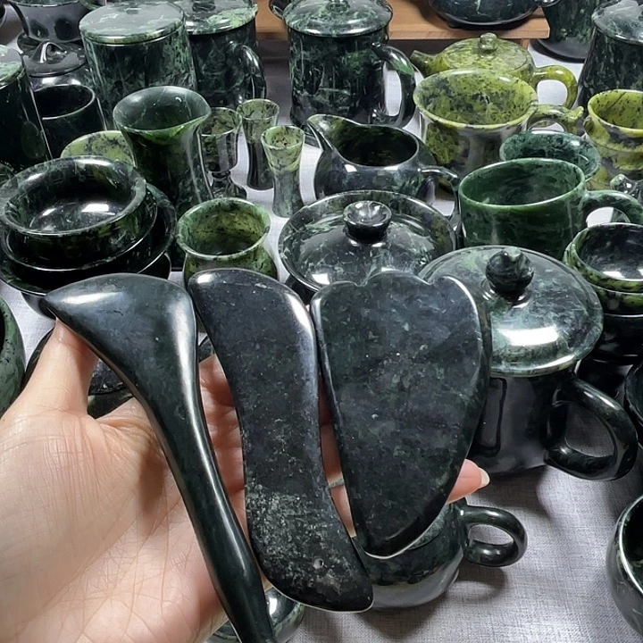 续***雲蛇纹石玉未镶嵌手串