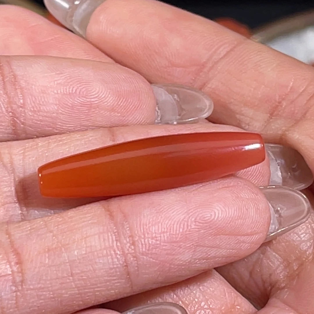 南红玛瑙未镶嵌大黑洞勒子32*7.5mm