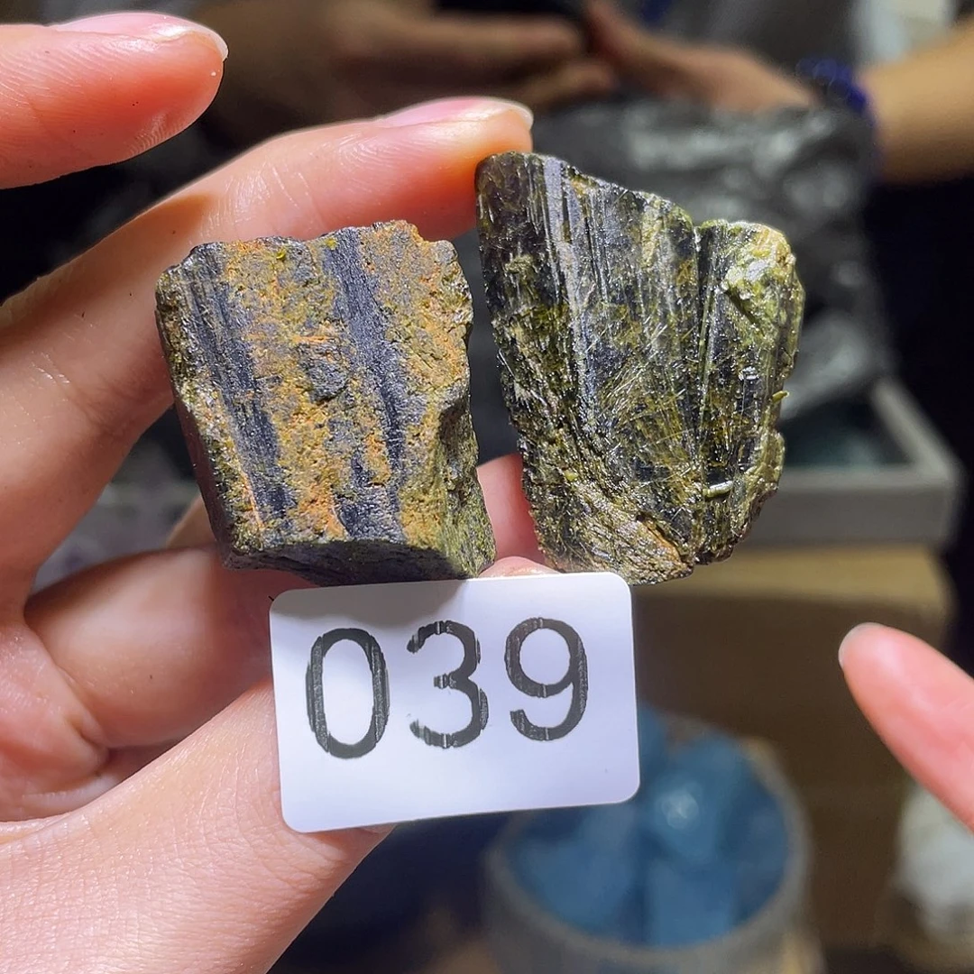 未镶嵌珠宝半成品水晶