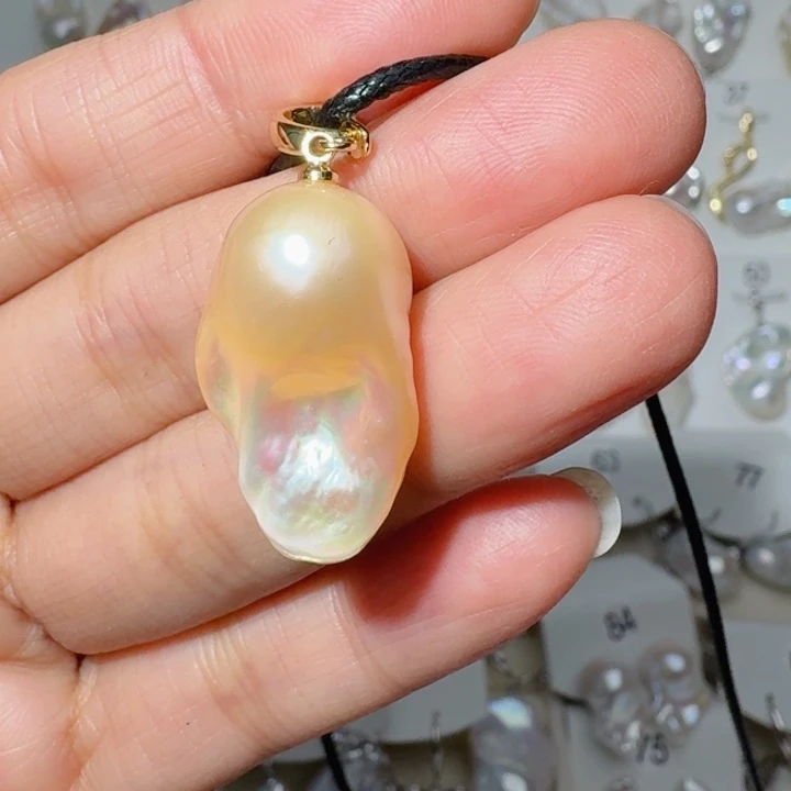 颈饰未镶嵌淡水珍珠