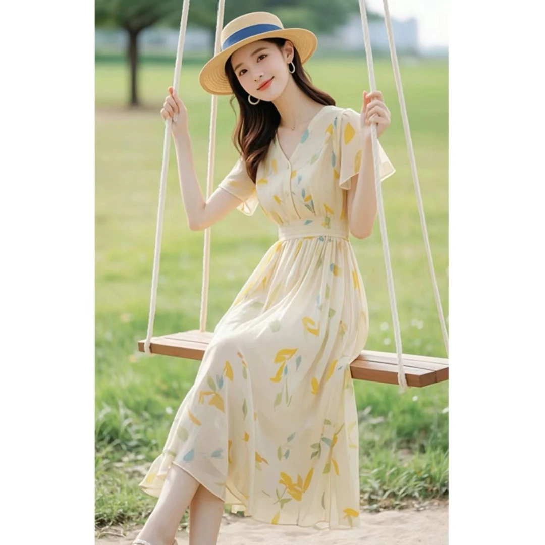 时尚连衣裙漂亮独特小个子显瘦超好看印花小飞袖夏款流行裙子